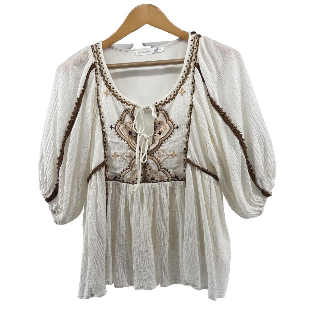 Altar'd State Boho Embroidered Babydoll Top Blouse Size Small